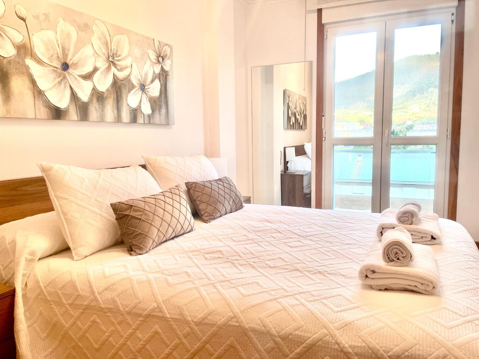 Apartamento Vistas Al Mar Viveiro Esterno foto